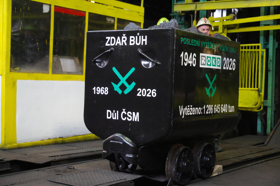 Z Dolu ČSM vyjel poslední vozík černého uhlí. Tím definitivně skončila těžba