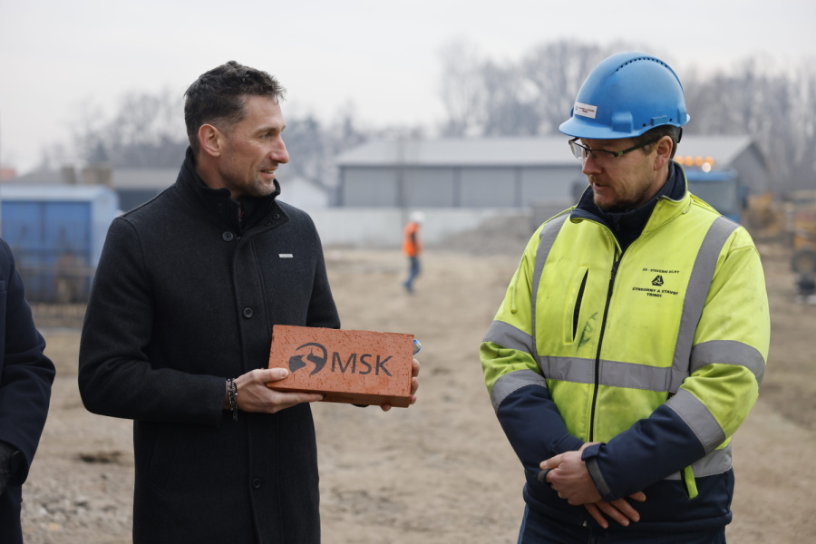 Albrechtova střední škola bude mít nové moderní dílny. Kraj právě startuje další investici